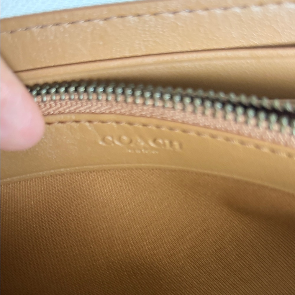 Coach Accordion Cream Pebbled Zip Wallet with Stud Trim - Picture 8 of 13